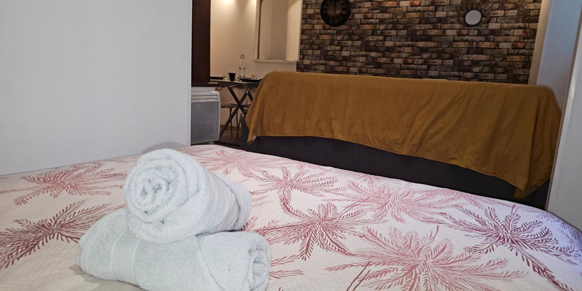 Le Cathare-Limoux-Wifi-Parking Free-Oc-Keys Apartment Exterior photo