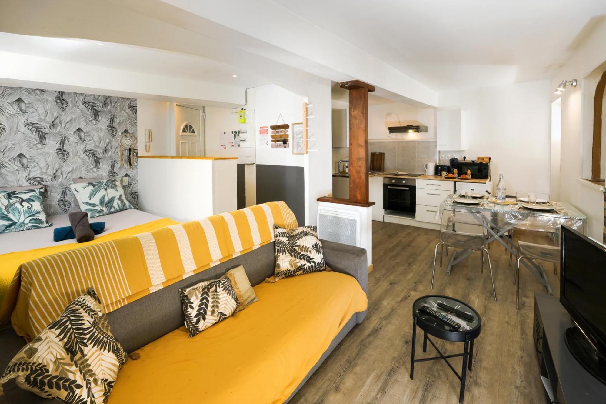 Le Cathare-Limoux-Wifi-Parking Free-Oc-Keys Apartment Exterior photo